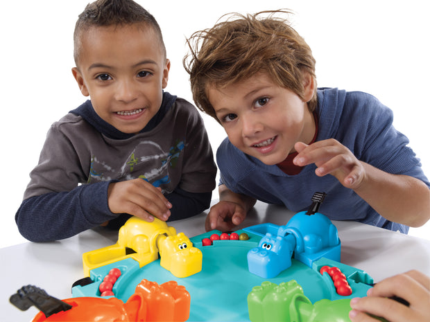 Family Classic Game, Board and Accessories